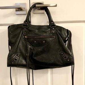 Balenciaga Classic City Bag in Black